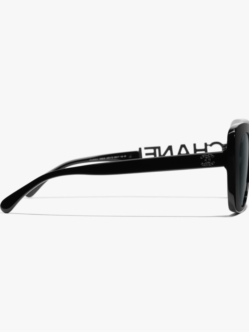 CHANEL Black Oversized Square Sunglasses with Branded Case - Picture 10 of 11